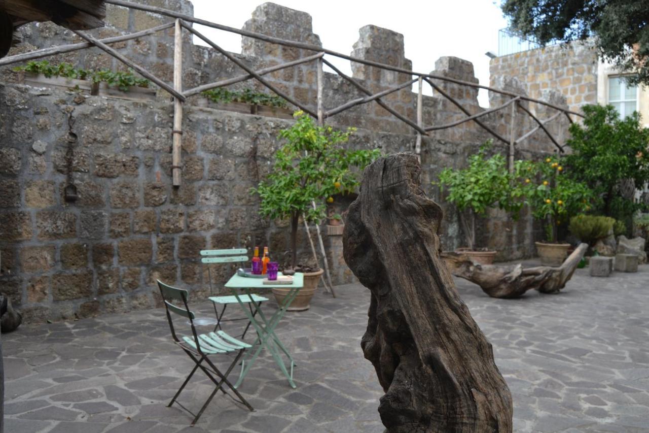 case vacanza Il Castello Tuscania Esterno foto